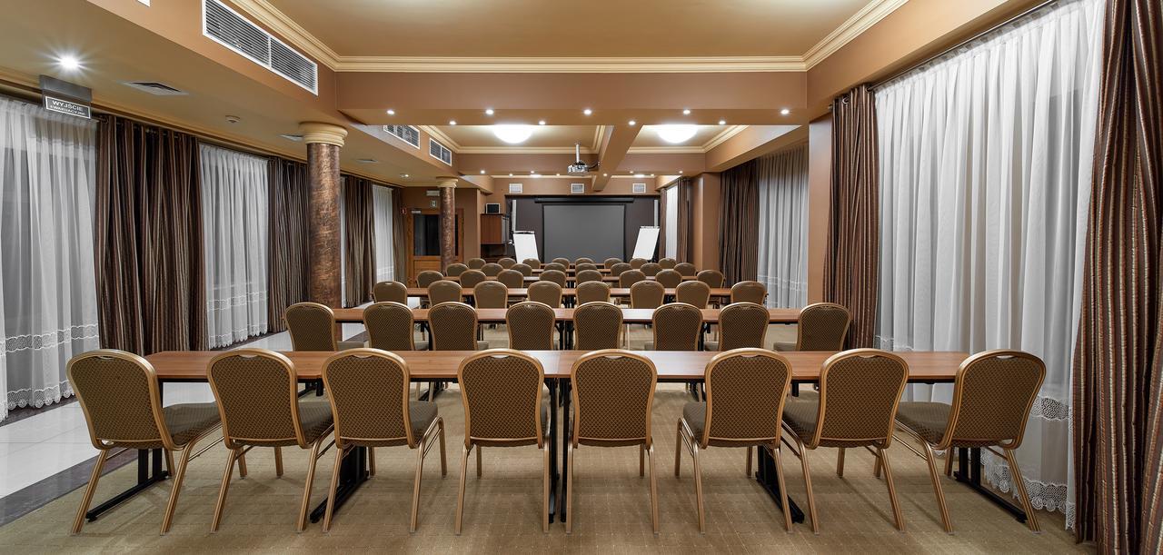 שורשטז'ין Eco Active Resort Pieniny מראה חיצוני תמונה