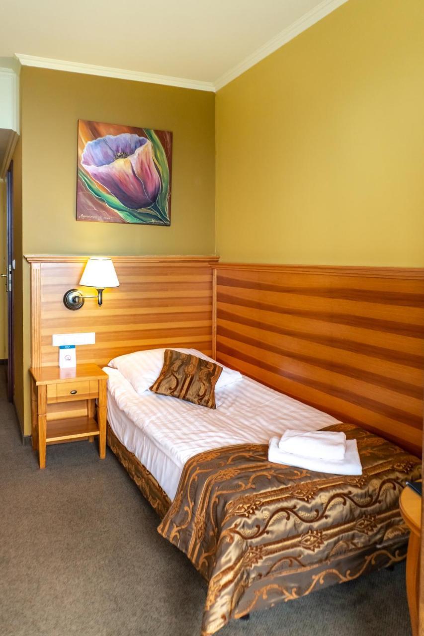 שורשטז'ין Eco Active Resort Pieniny מראה חיצוני תמונה