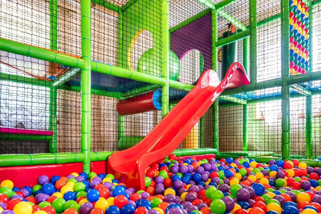 שורשטז'ין Eco Active Resort Pieniny מראה חיצוני תמונה