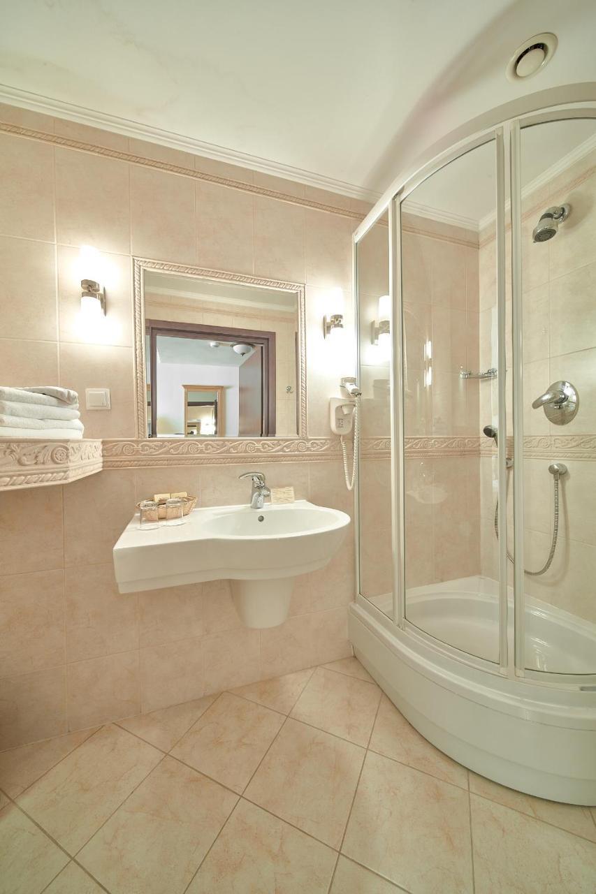 שורשטז'ין Eco Active Resort Pieniny מראה חיצוני תמונה